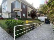 Conj. Comercial / Sala para Locação em Balneário...