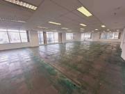 Conj. Comercial / Sala para Locação em Barueri/SP Alphaville