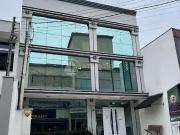 Conj. Comercial / Sala para Locação em Camboriú/SC Centro