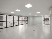 Conj. Comercial / Sala para Locação em Curitiba/PR...