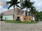 Conj. Comercial / Sala para Locação em Guarujá/SP Jardim...