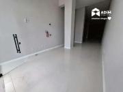 Conj. Comercial / Sala para Locação em Itapema/SC Centro