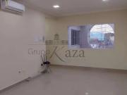 Conj. Comercial / Sala para Locação em Jacareí/SP Centro