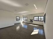 Conj. Comercial / Sala para Locação em Jacareí/SP...