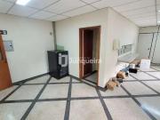 Conj. Comercial / Sala para Locação em Piracicaba/SP...