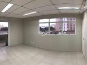 Conj. Comercial / Sala para Locação em Santos/SP Estuário