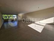 Conj. Comercial / Sala para Locação em Uberlândia/MG...
