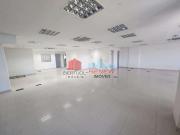 Conj. Comercial / Sala para Locação em Valinhos/SP...