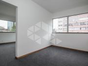 Conjunto com 27m² para alugar por R$ 750