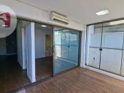 Conjunto com 43 m² situado no piso térreo para locação...