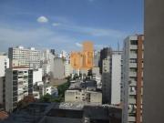 Conjunto comercial bem localizado em rua próxima ao...