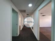 Conjunto comercial com 248 m² e 04 vagas de garagem na...