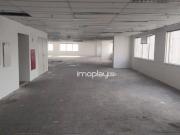 Conjunto comercial com 464mÂ² vÃ£o livre, 02 banheiros,...