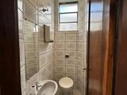 Conjunto comercial em região central