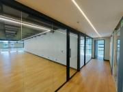 Conjunto Comercial para locação tem 284 metros quadrados...