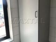 Conjunto comercial para locação, 1 sala, 2 banheiros e 1...