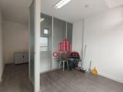 Conjunto Comercial / Sala para alugar, 27m² Centro
