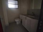 Conjunto de 06 salas comercial possui 180 metros em...
