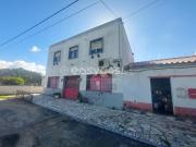 Conjunto de 3 Imóveis com comércio e habitação em São...