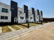 CONJUNTO DE CASAS EN YECAPIXTLA