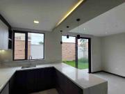 CONJUNTO PRIVADO DE 8 EXCLUSIVAS CASAS. PUEMBO