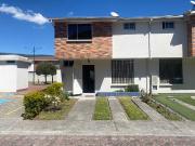 Conocoto en Venta Casa 2 Plantas sector El Dean