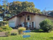 Construction traditionnelle 128 m² garages terrain 2200 m²