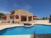 Construida en 2007 con Euromarina, esta es una villa...