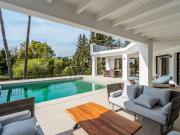 Construida en 2022, esta casa de alta calidad se ofrece...