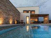 Construye la casa con la que has estado soñando por...