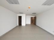 CONSULTORIO EN ARRIENDO EN AV 30 DE AGOSTO / PEREIRA
