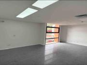 CONSULTORIO EN ARRIENDO UBICADO EN EL POBLADO SECTOR SAN...