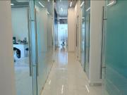 Consultorio en Av. Bonampak nivel 8 con vistas y amenidades