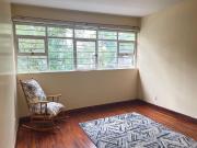 Consultorio en renta en Parroquia casi esquina Moras