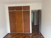 Contacto propiedades inmobiliaria alquila departamento...