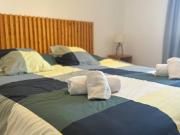 Contacto propiedades inmobiliaria alquila departamento...