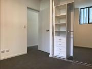 Contemporary 2 Bedroom Apartment Prime Canterbury Location