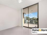 Contemporary 2 Bedroom Plus Study Apartment