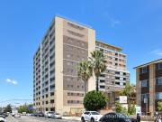 Contemporary 4 Bedroom Apartment