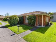 Contemporary and Low Maintenance Living The Perfect...