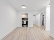 Contemporary apartment