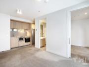 Contemporary Apartment in Bustling South Yarra Location