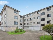 Contemporary apartment offers beachside convenience