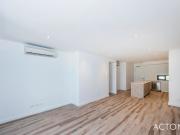 Contemporary Apartment within walking distance to shops,...