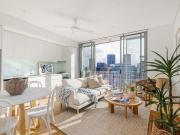 Contemporary city home overlooking Central Station
