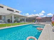 CONTEMPORARY COASTAL LIVING AT ITS FINEST