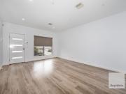 Contemporary Comfort 3 Bed, 3 Bath, Double Garage
