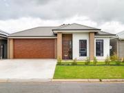Contemporary Comfort in a Convenient Location