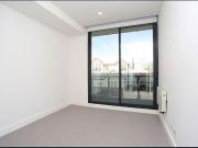 Contemporary Comfort in Prime Location