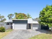 Contemporary dual occupancy opportunity in Glass House...